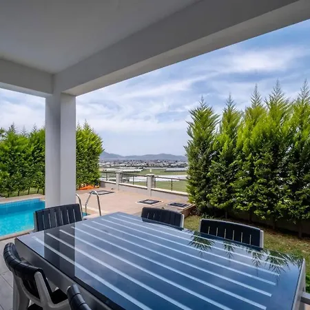 Sleeps 6, Luxurious Modern - Awz 266 Villa
