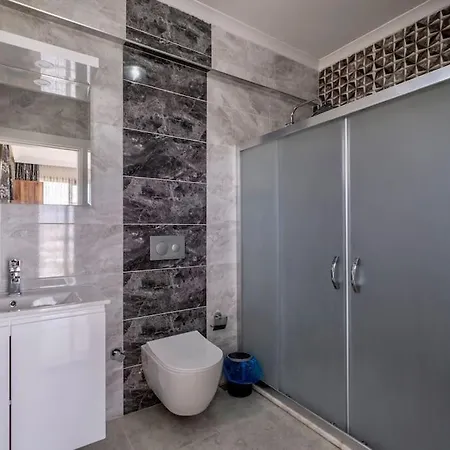 Villa Sleeps 6, Luxurious Modern - Awz 266 *